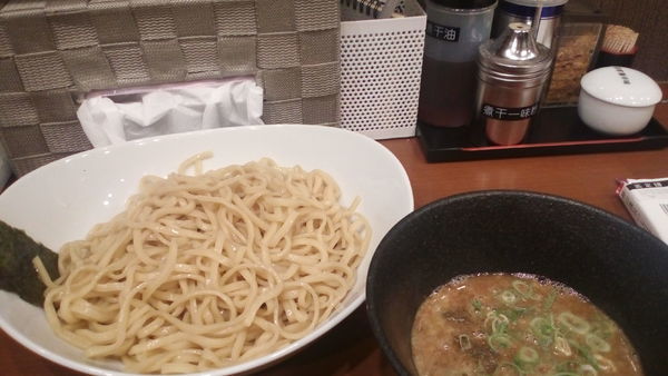 「濃厚煮干しつけ麺(800円)」@青山煮干しラーメン ハレルヤの写真