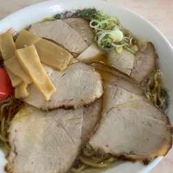 醤油ラーメン700円