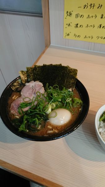 「千祥ラーメン サービスライス」@麺家 千祥の写真