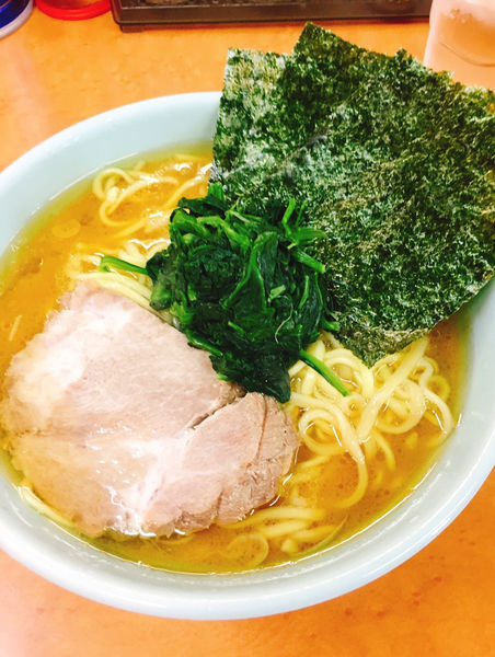 「ラーメン 720円」@横浜ラーメン 町田家 新百合ヶ丘店の写真