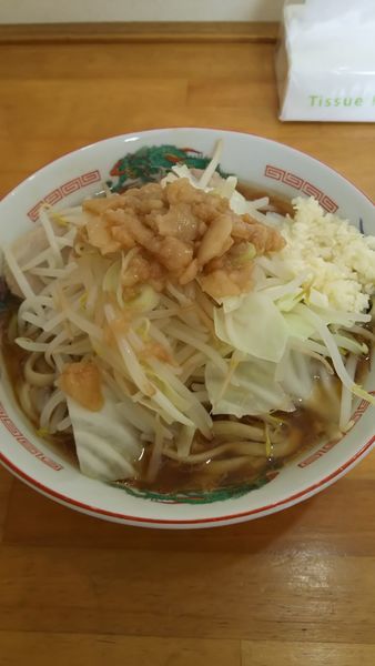 「ラーメン（ヤサイ少なめ）」@ラーメン マブでの写真