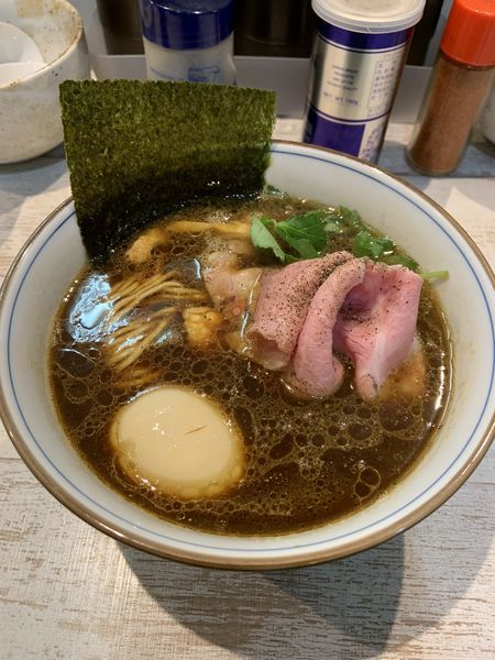 「四つ葉ブラック（気まぐれ限定）」@中華そば 四つ葉の写真