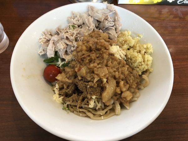 「メガ冷やし中華」@メガガンジャの写真