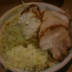 大ブタ[あぶら+ニンニクましまし]