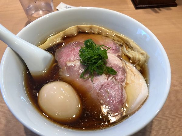 「らぁ麺」@らぁ麺 はやし田 横浜店の写真