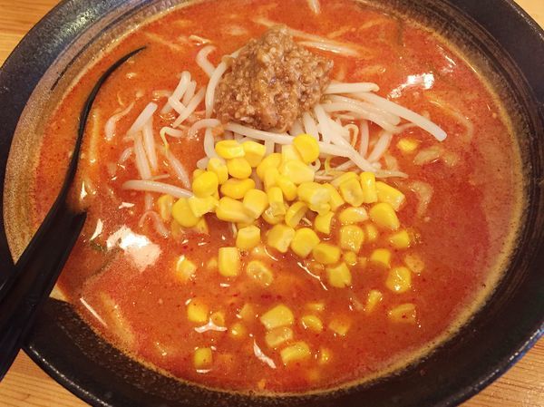 「北海道辛味噌らーめん」@門左衛門 朝霞台店の写真