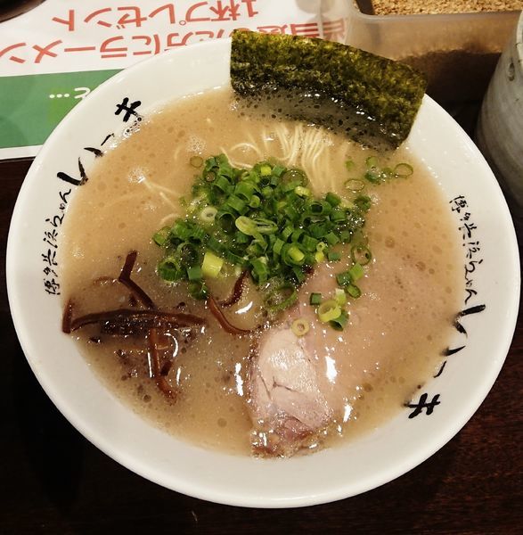 「ラーメン」@博多長浜らーめん いっきの写真
