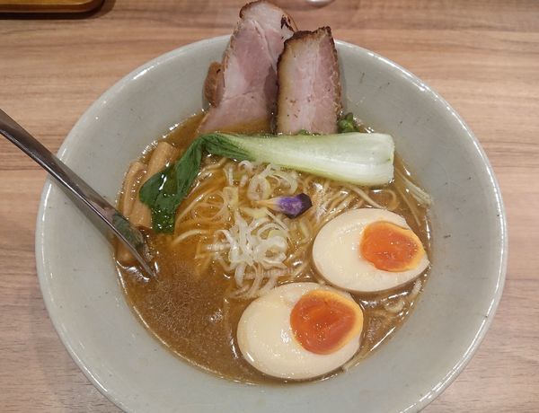 「のどぐろと宇和島産真鯛ラーメン＋煮玉子」@Niiの写真