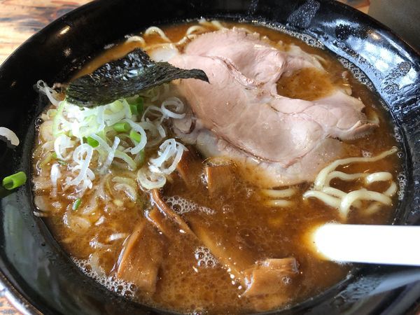 「とんこつお魚ラーメン 710円」@ラーメン ヨシベー 八千代店の写真