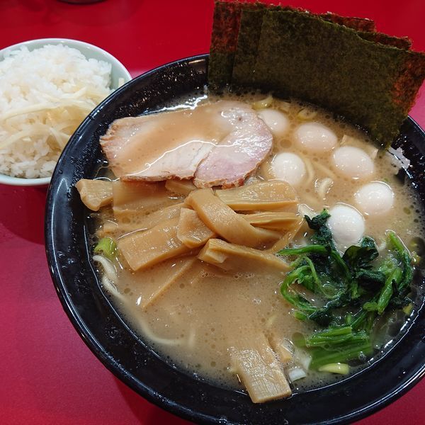 「塩ラーメン硬め700円、うずら50円、メンマ50円他」@壱六家 横浜店の写真