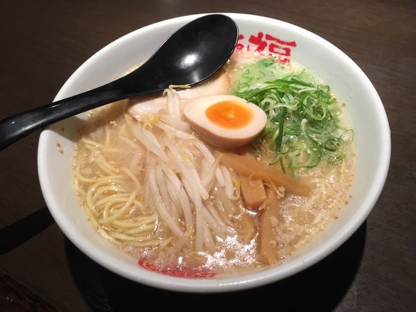 「塩中華そば」@徳島中華そば 徳福 蒲田店の写真