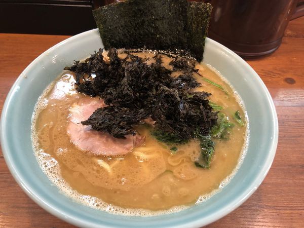 「ラーメン800+岩海苔100」@横濱家系ラーメン 元喜家 富山店の写真