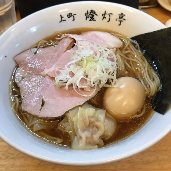 「特製支那そば」@支那そば 燈灯亭の写真