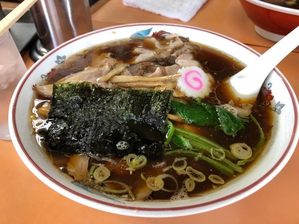 「青島チャーシュー麺 大盛 950円」@青島食堂 宮内駅前店の写真