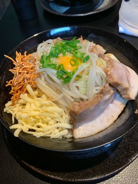 「ロクスイまぜそば」@鹿粋軒の写真