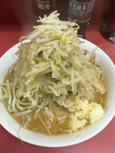 「ラーメン豚入り（ヤサイ、ニンニク）」@ラーメン二郎 ひばりヶ丘駅前店の写真