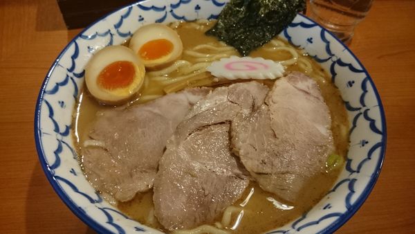 「得中華そば（980円）」@麺恋処 いそじの写真