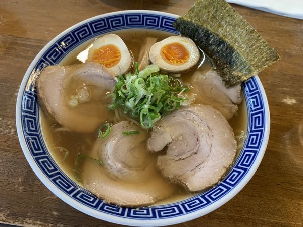 「醤油チャーシュー麺＋煮卵」@中華そば やまとの写真