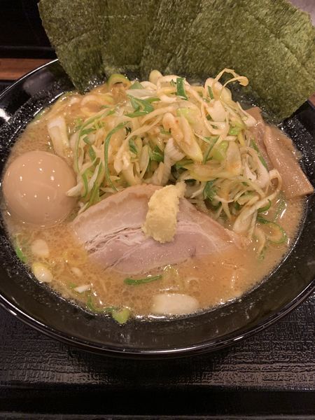 「濃厚伝丸ラーメン」@北海道らぁめん 伝丸 126号旭警察署前店の写真