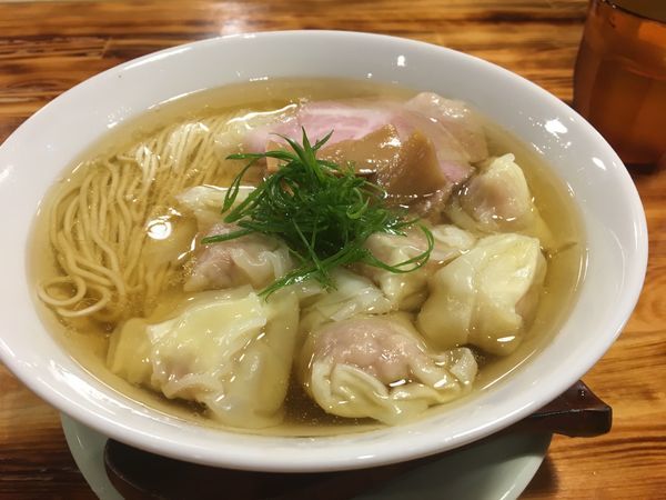 「塩煮干ワンタン中華そば」@柴崎亭 梅丘店の写真