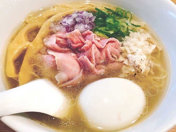 「金目鯛スープらぁ麺」@らぁ麺 鳳仙花の写真