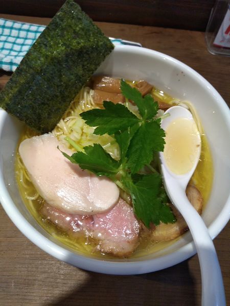 「天草大王の塩鶏そば 750円 大盛(ラーパス)」@らーめん つけめん 和み屋の写真