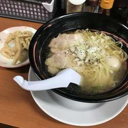 牛ラーメン