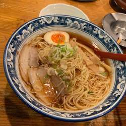 醤油ラーメン大盛