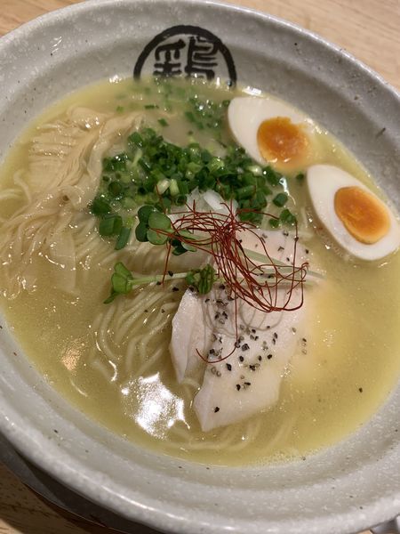 「鶏白湯らーめん」@らーめん熱田 鶏白湯 鶏神 イオンモール熱田店の写真