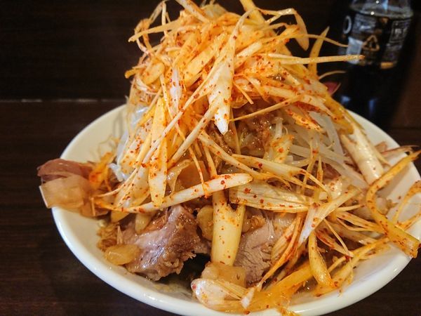 「汁無し  豚増し 辛ネギ」@ピコピコポンの写真