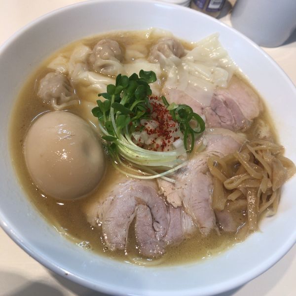 「特製よくばりぱいたん 1050円」@らぁ麺 ひなたの写真