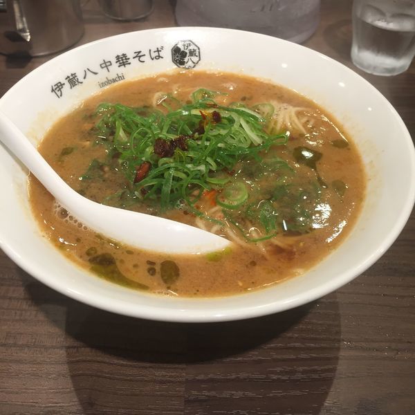 「ゴマの辛い中華そば」@伊蔵八中華そばの写真