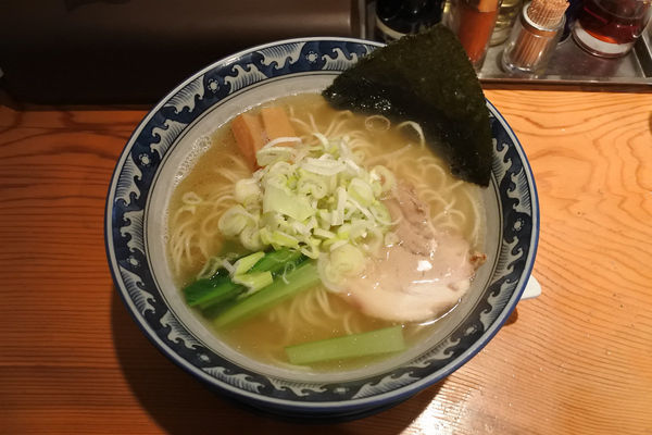 「龍神らーめん（塩）￥６１０」@龍神麺の写真