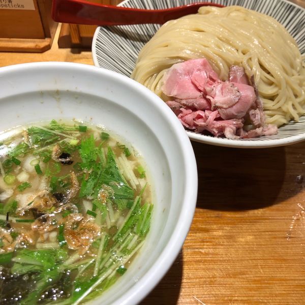 「つけ麺」@焼きあご塩らー麺 たかはし 新宿本店の写真
