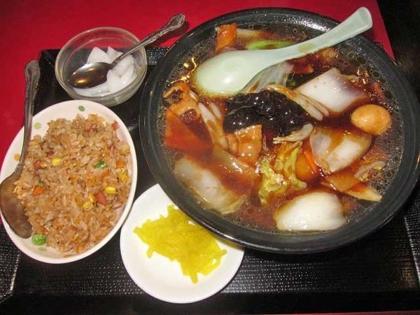 「五目湯麺＋小チャーハン　650円（ランチ）」@花彫酒家の写真