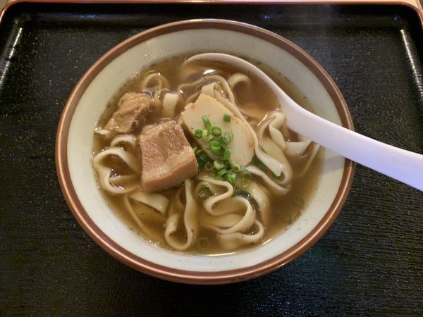 「そば小 300円」@やしの木広場の写真