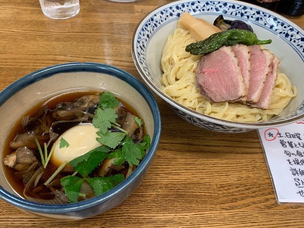 「キクヤ風鴨南蛮つけ麺〜手揉み風ピロ麺〜+味玉」@㐂九家の写真