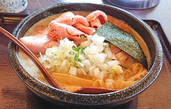 「肉そば1130」@麺通 伊武記の写真