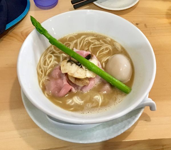 「濃厚イサキ麺【限定】+ 味玉」@麺屋BISQの写真