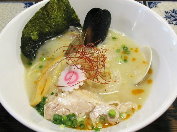 「貝ダシ塩らぁ麺（850円）」@麺処いっ歩の写真