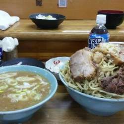 つけ麺　うずら②とろろ他　ニンニク少なめ脂増し