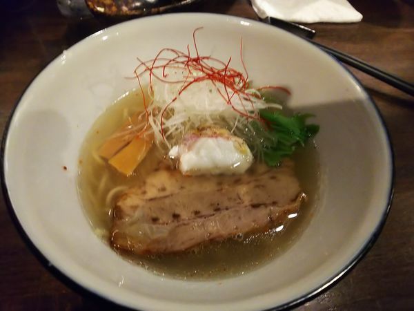 「真鯛塩らぁ麺寿」@らぁ麺BAR 錦 iwamotoの写真