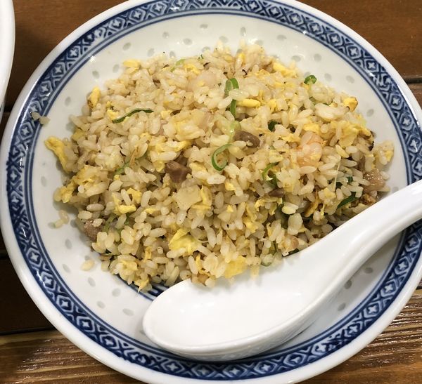 「ネギラーメン＋炒飯セット（￥840＋￥420）」@中国ラーメン 揚州商人 大和店の写真