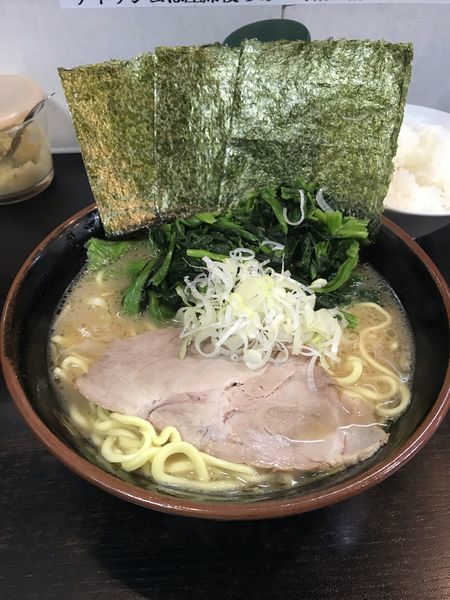 「ラーメン+ほうれん草+ライス」@雷家の写真