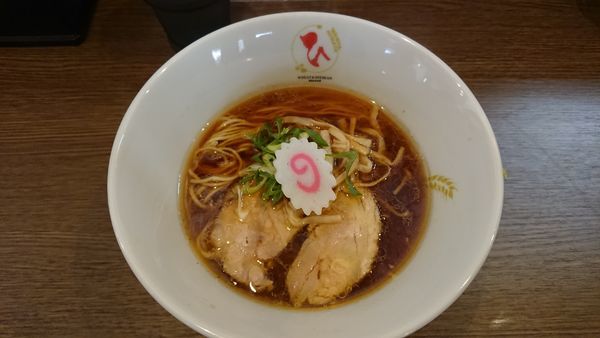 「濃口醤油ラーメン 880円」@麺や ひなた 塚口店の写真