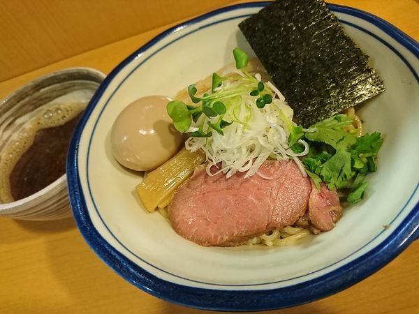 「味玉鰹と煮干しの醤油つけ麺(1030円)」@麺処 富士松の写真