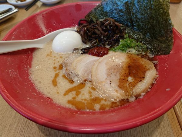 「特製赤丸(TOPキクラゲ、替え玉×2)」@一風堂 川越インター店の写真