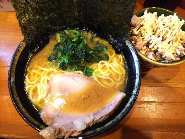 「ラーメン＋チャーシュー玉子めし　680＋400円」@末廣家の写真
