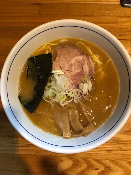 「らー麺 750円」@麺屋はし本の写真
