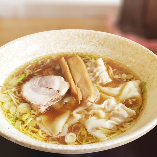 「ワンタン麺(醤油)」@中華そば 弥太郎の写真